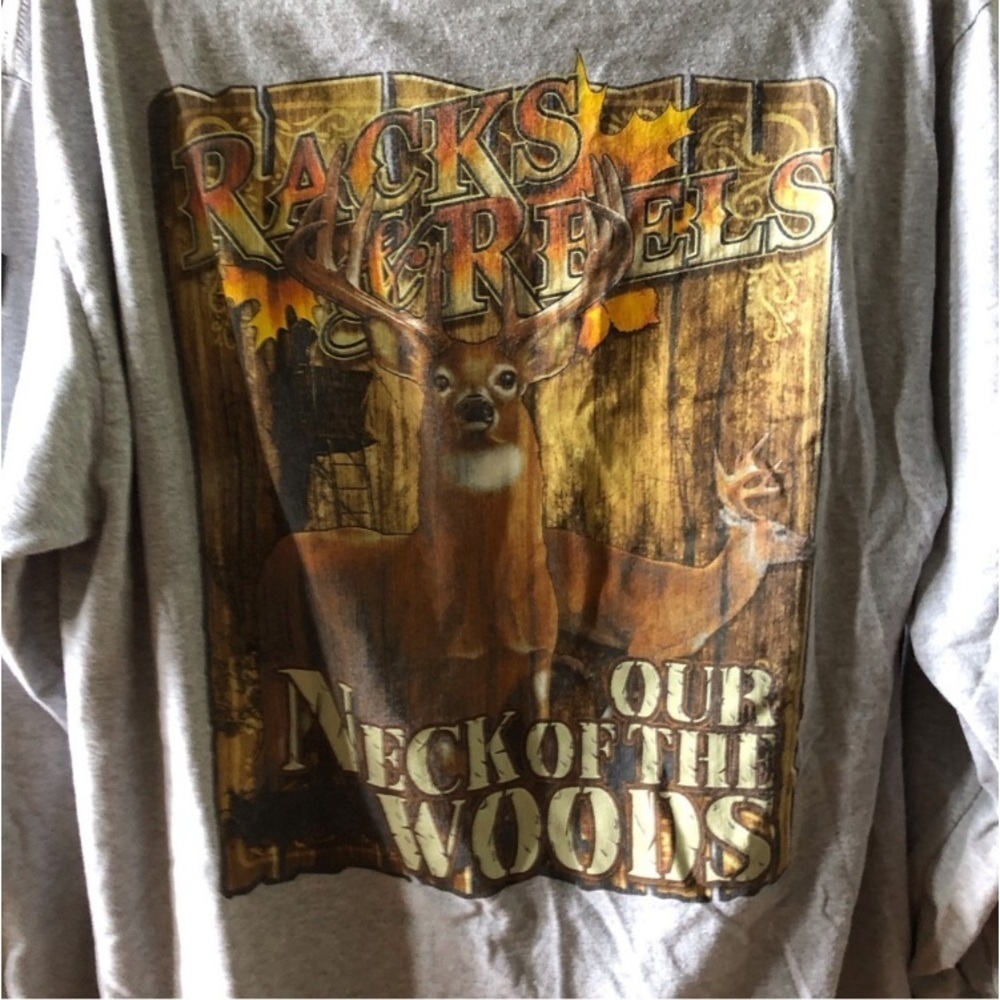 Racks & Reels gray long sleeve graphic tee in size L